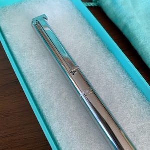 Brand new Tiffany & Co. Executive T-clip Pen -NWT